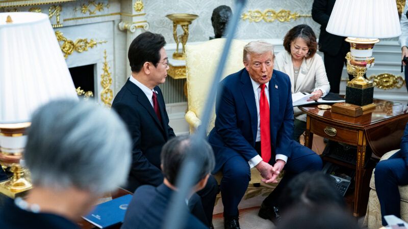 Donald Trump and South Korean President Lee Jae Myung in the Oval Office |  Sipa USA/Newscom