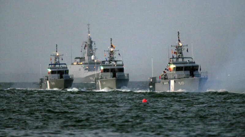 Naval warships | JOSE ISAAC BULA URRUTIA/Jose Bula Urrutia/UCG/Universal Images Group/Newscom