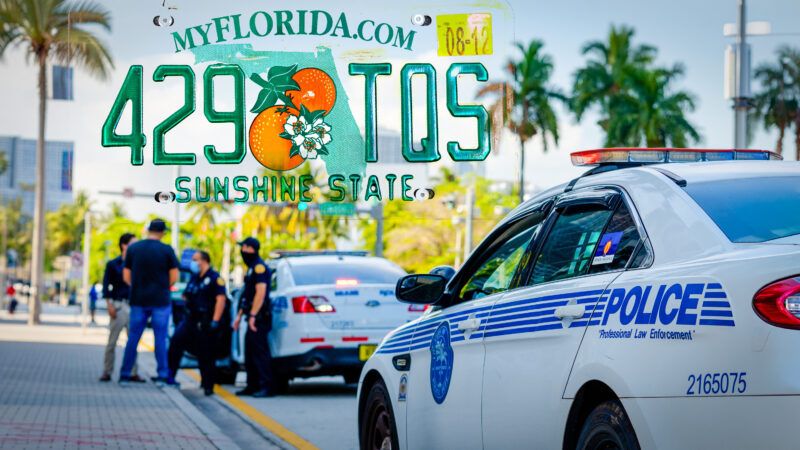 Florida police conduct a traffic stop. | Illustration: Jakub Rutkiewicz/Wirestock/Dreamstime