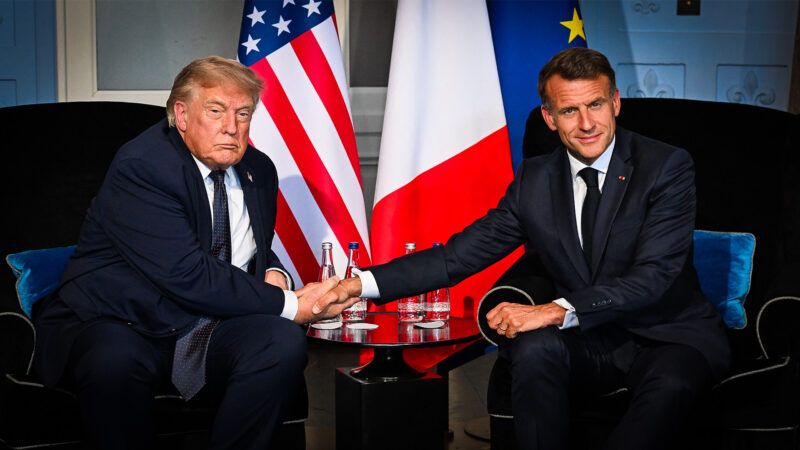Donald Trump and Emmanuel Macron | Illustration: Abd Rabbo Ammar/ZUMAPRESS/Newscom