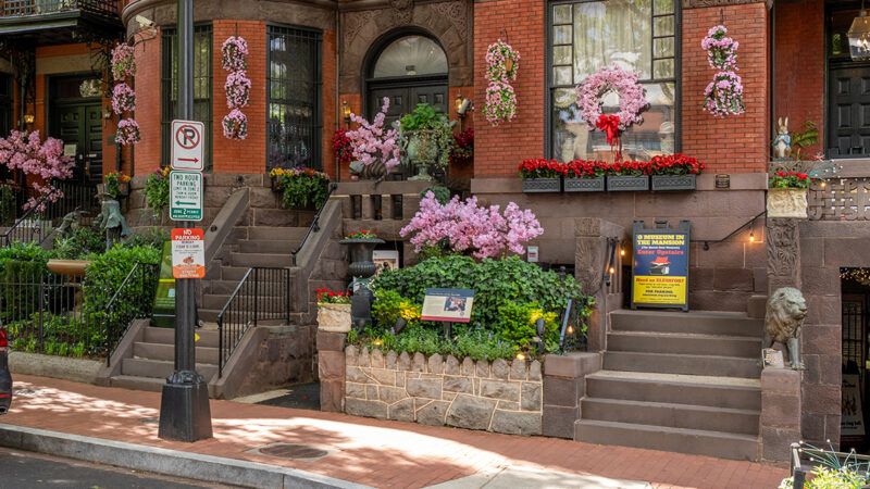 ministhemuseumonO | The Mansion on O Street; ajay_suresh/Wikimedia