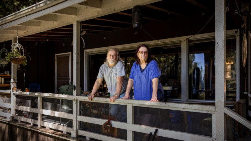 Corrine and Doug Thomas in Humboldt County, California | Institute for Justice