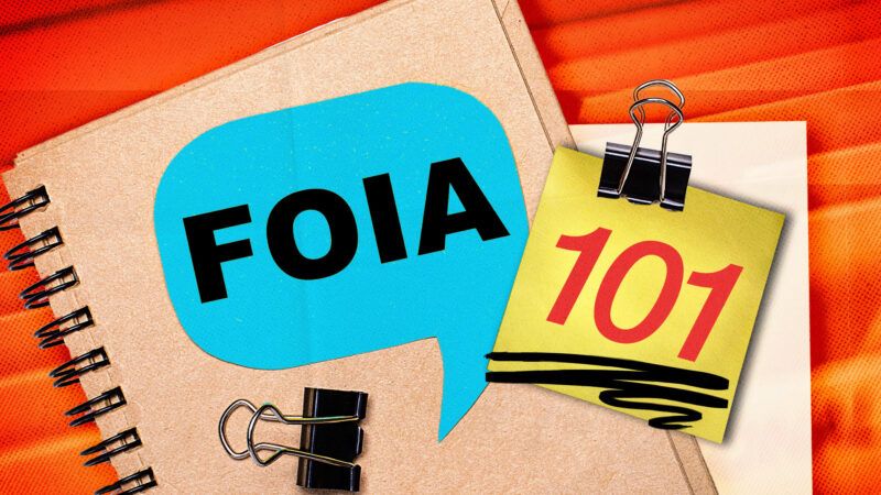 A wooden table with a notebook, word bubbles that say FOIA 101, and binder clips | Alena Dzihilevich/ Cammeraydave/Cameramannz/Dreamstime/Fatima Ruiz.