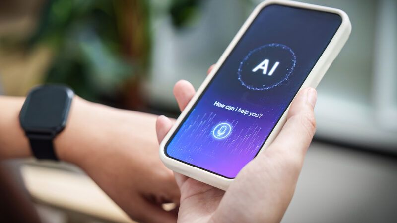 AI bot on a smartphone | wichayada69/Envato
