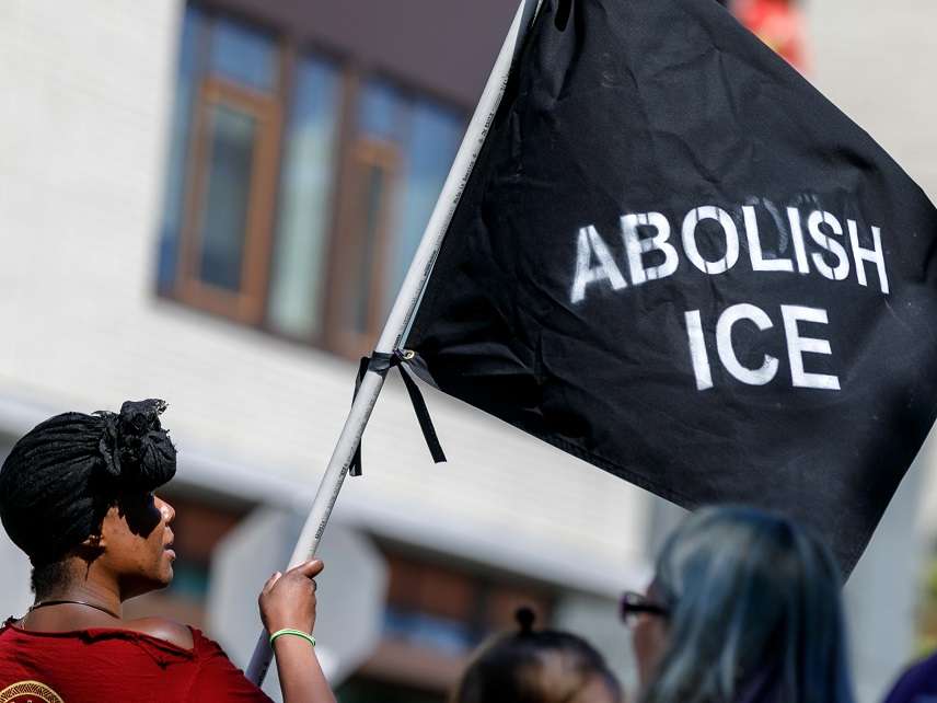 Portland Food Cart Shuts Down Following Harassment by Occupy ICE Protesters