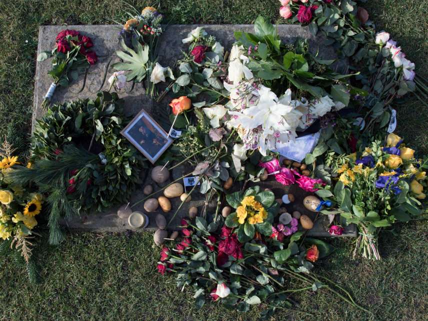 Florists Just Killed Louisiana's Effort at Eliminating Florist Licenses