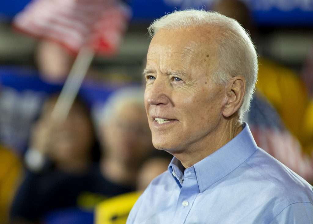 Joe Biden Courts Blue Collar Voters, Says 'I Am a Union Man'