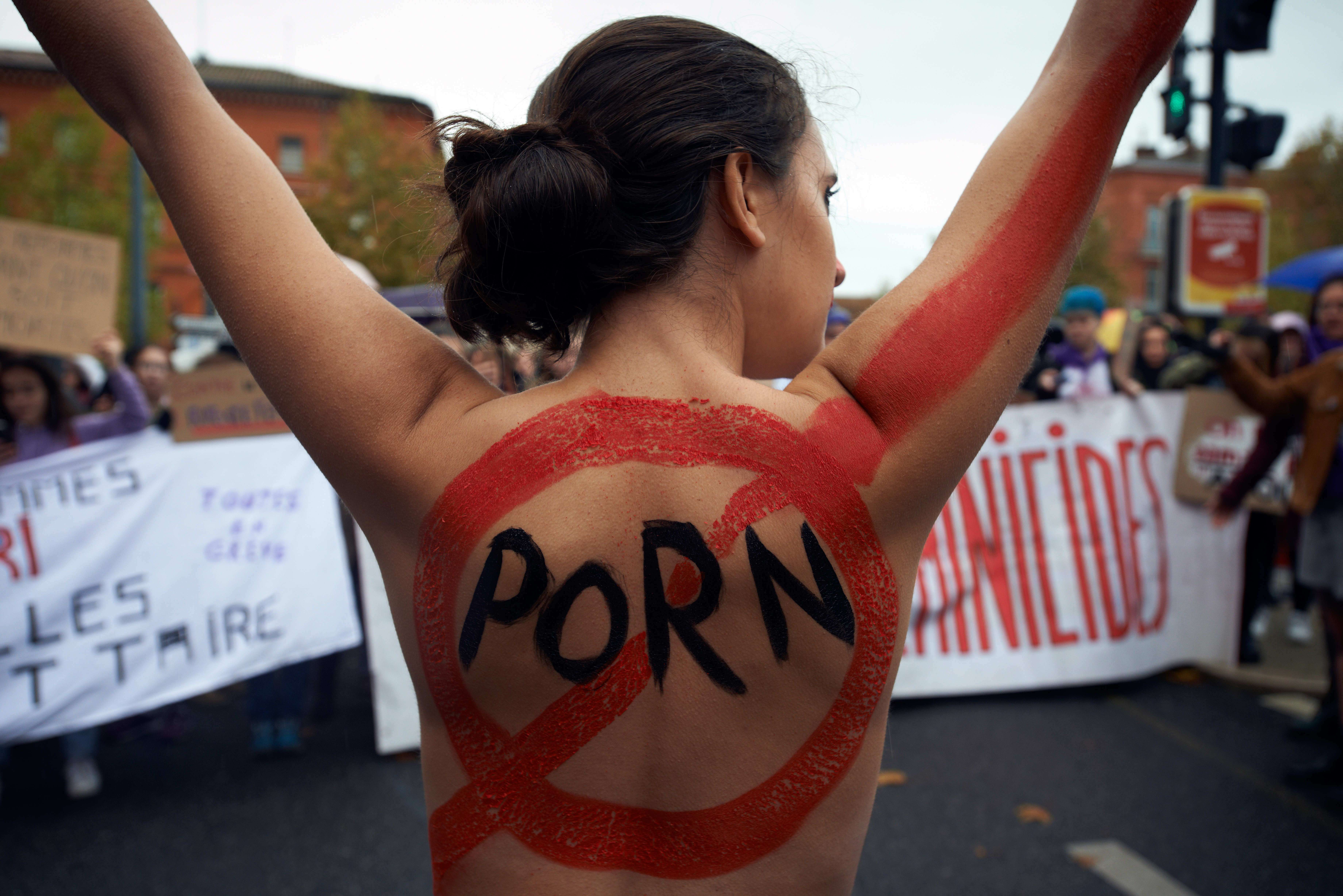 5 Myths That Anti-Porn Crusaders Keep Repeating photo picture