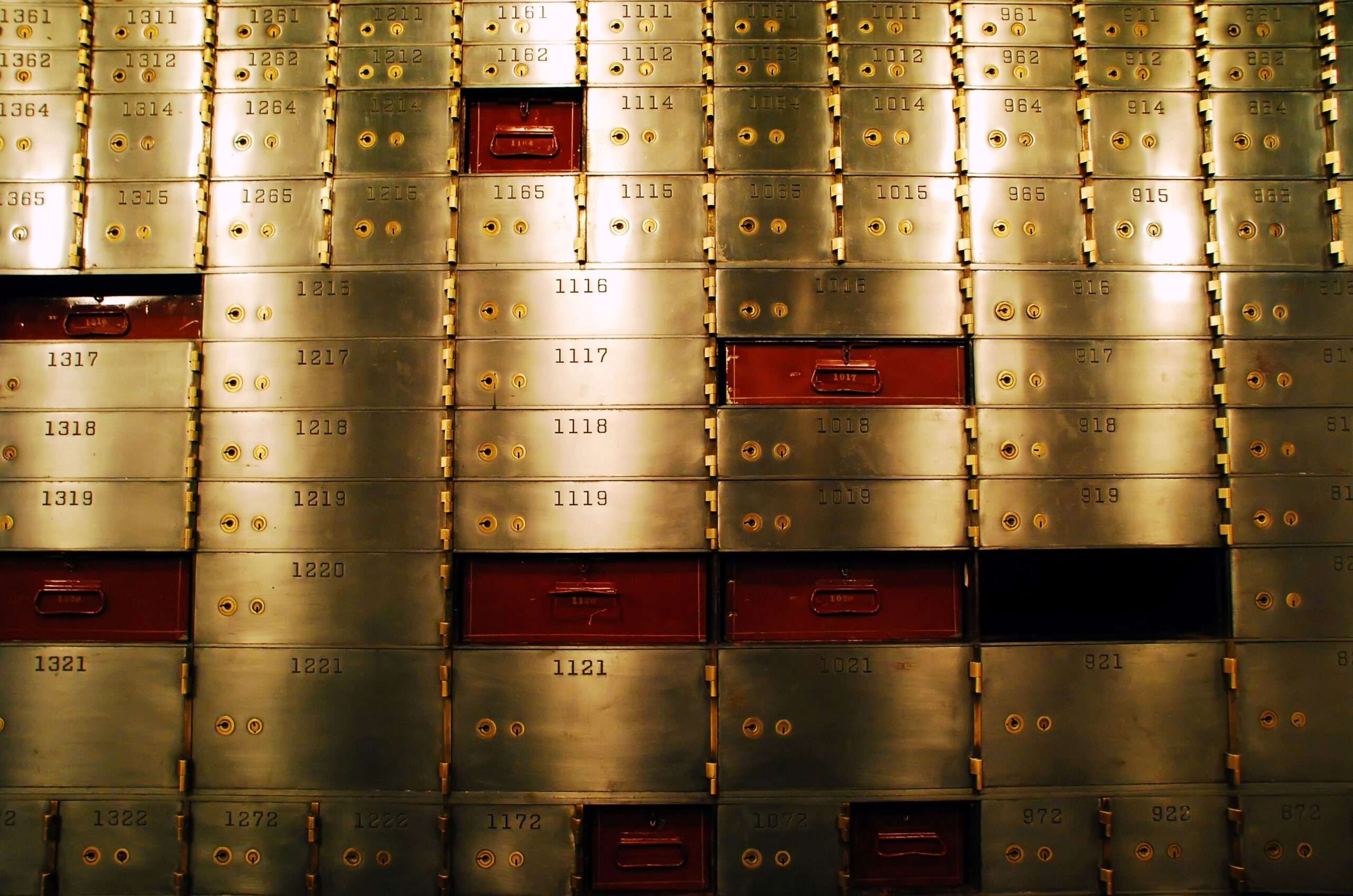 FBI Seized 900,000 From Safe Deposit Box on 'Pure Conjecture,' Federal