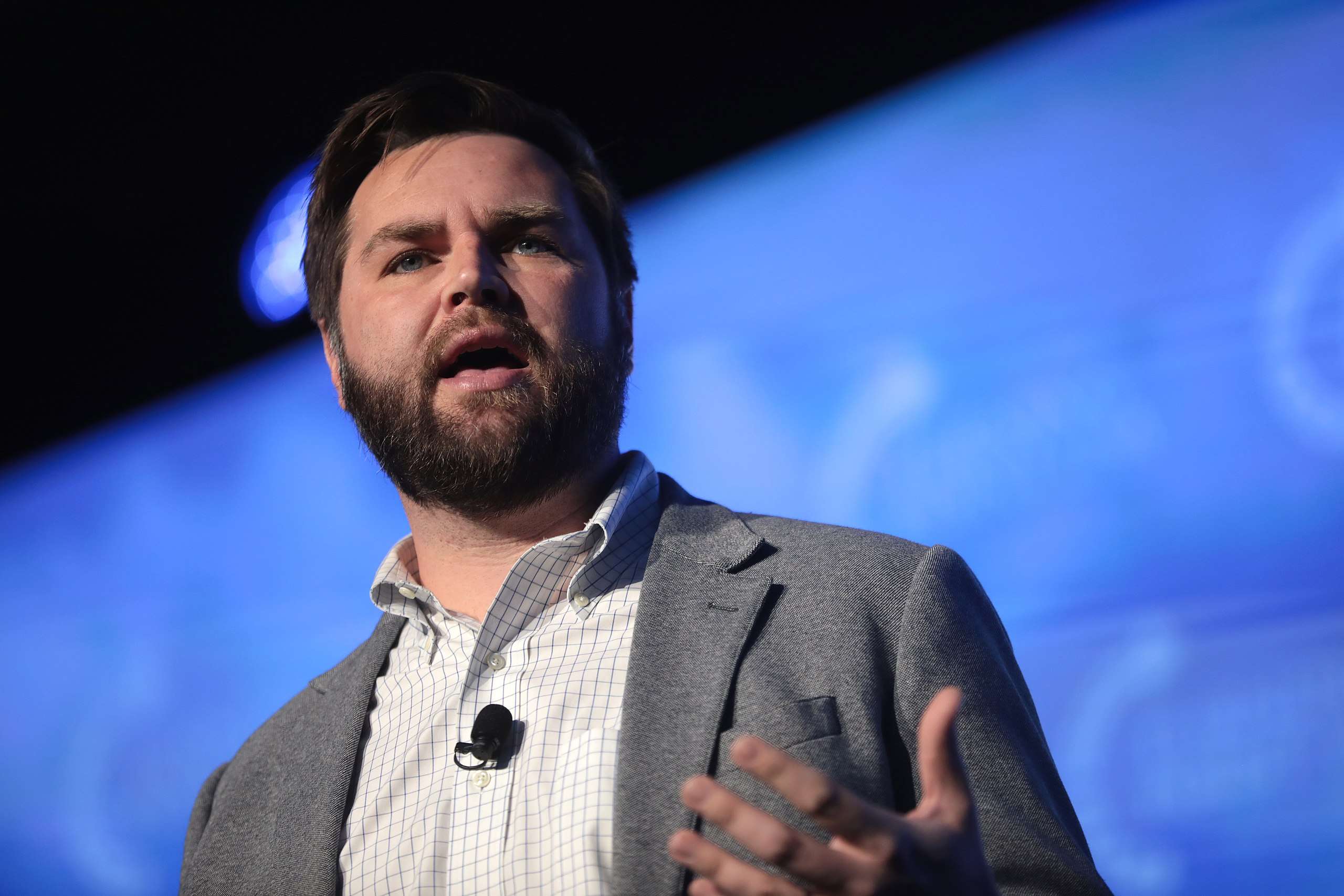 here-s-why-twitter-briefly-suspended-j-d-vance-s-campaign-account