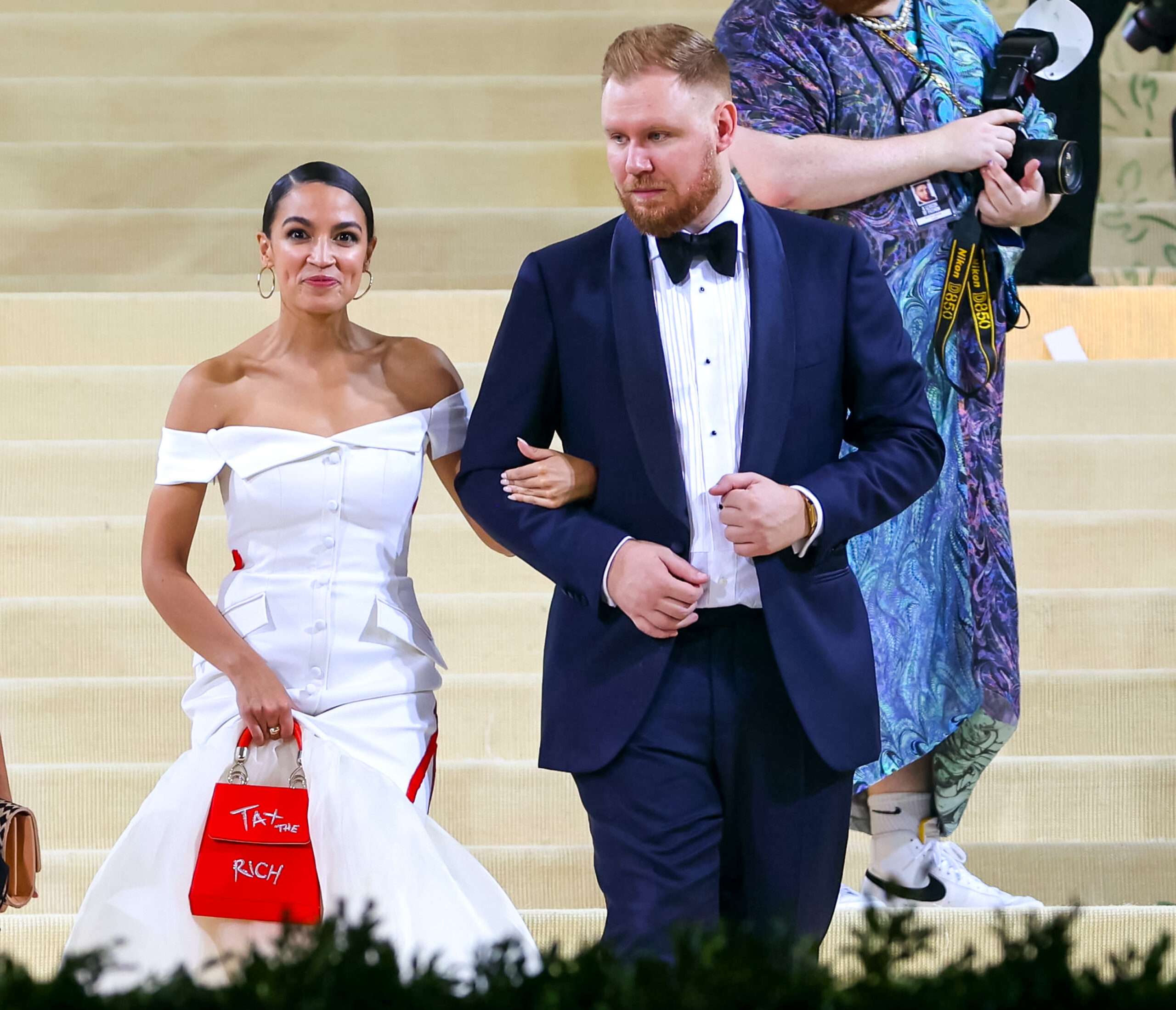 The Problem With the Met Gala Wasn't AOC's Dress, It Was Pandemic Hypocrisy