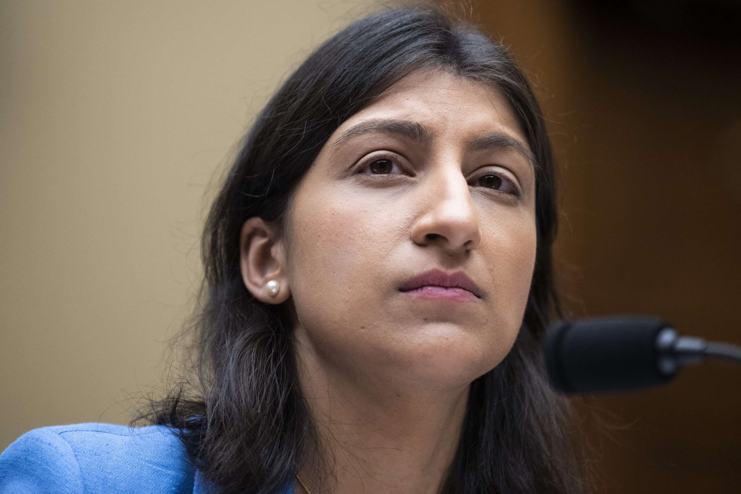 Ftc Chair Lina Khan Ignored Ethics Officials Advice About Meta Case 