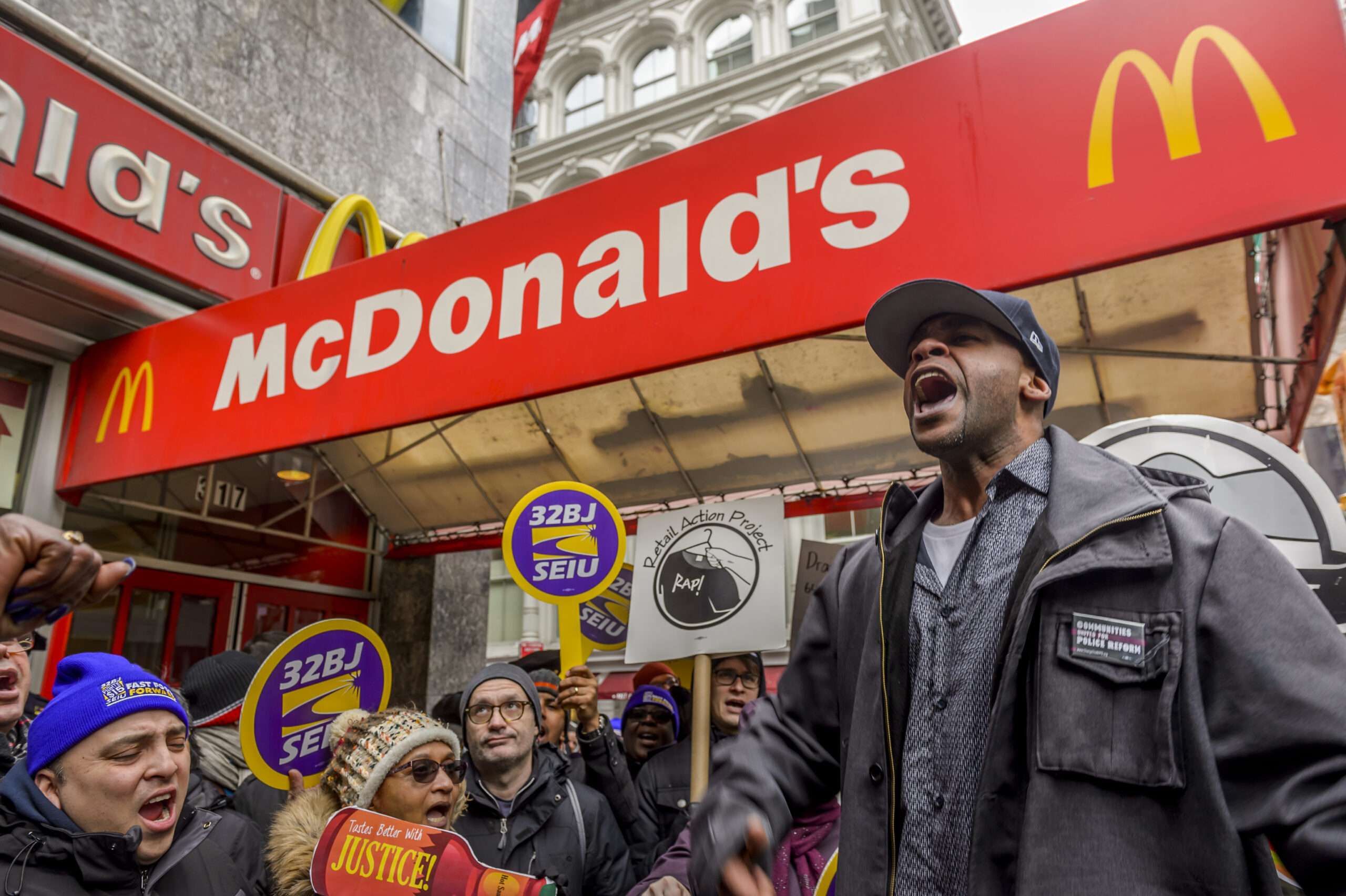 Make Your Mark In Fast Food Jobs That Serve Up Opportunity - txt73pw