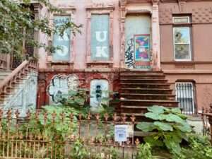 dilapidated brownstone | Liz Wolfe