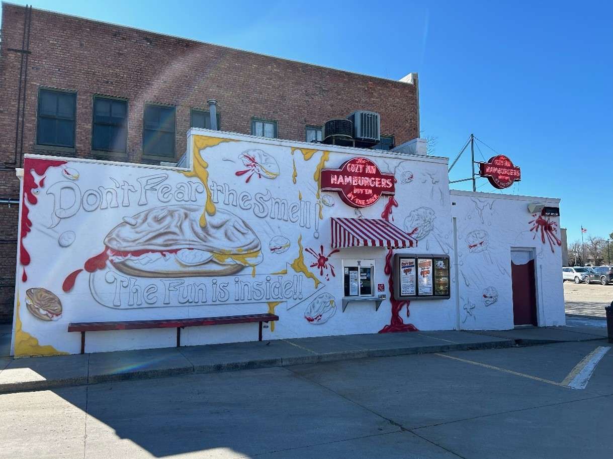 Town says burger joint's mural can't show any burgers