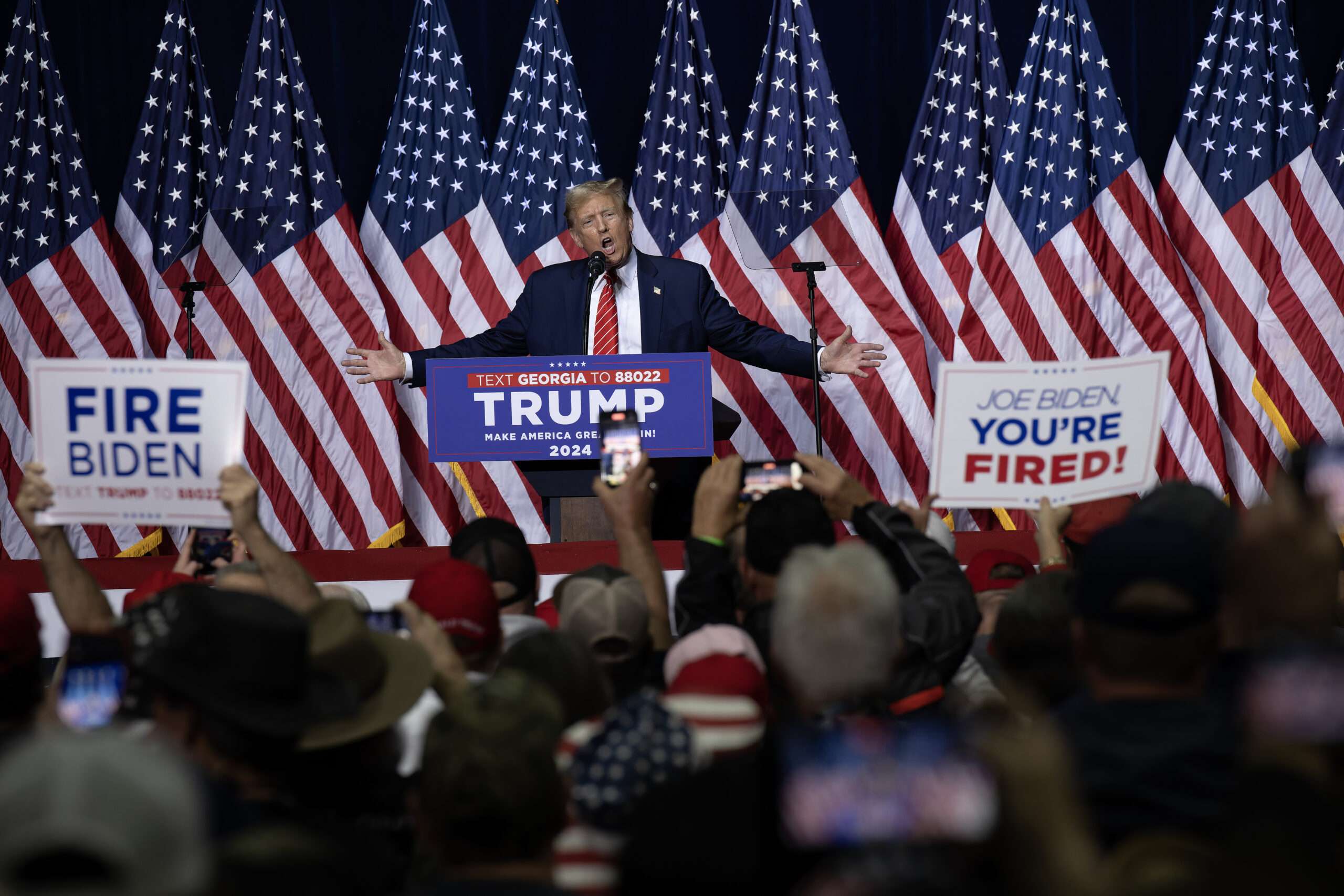 Trump's Anti-Crime Agenda Contradicts His Criticism of Biden's Record - Vimarsana News