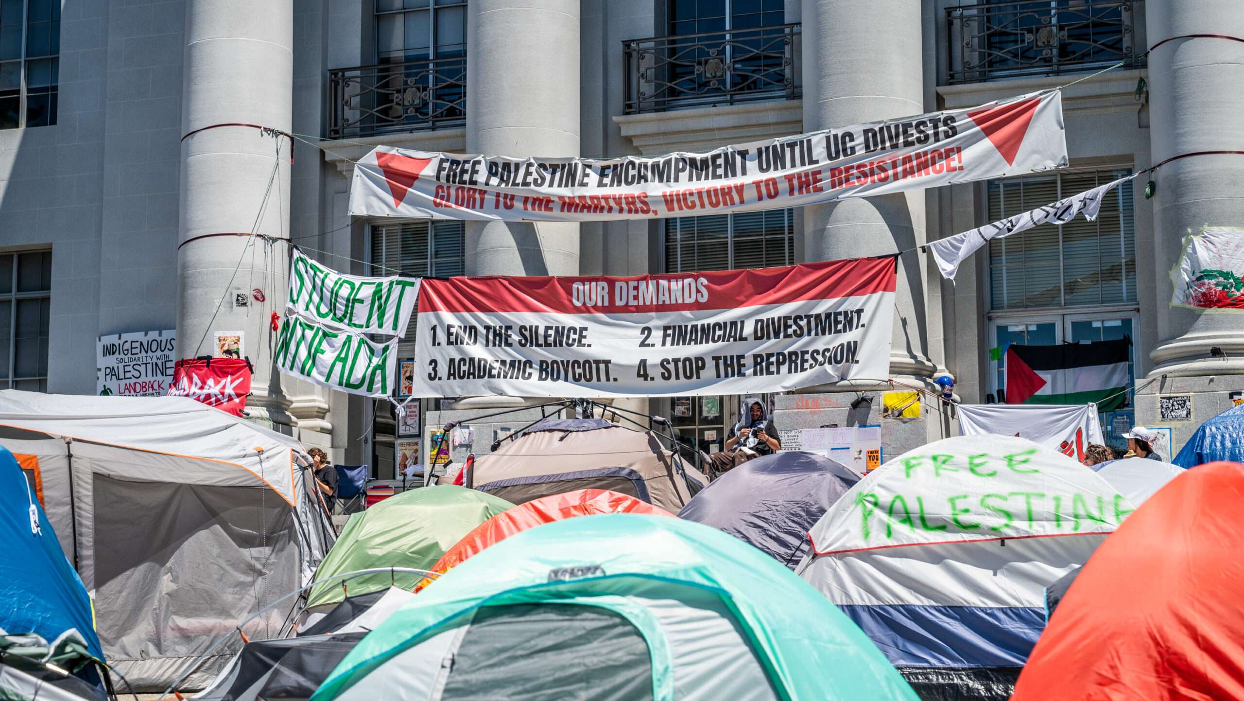 Hypocrisy at campus protests shows students need to be educated about free speech