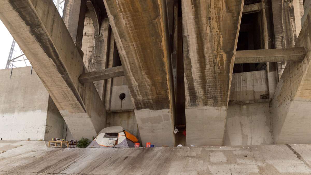 Brickbat: Handholding on Homelessness