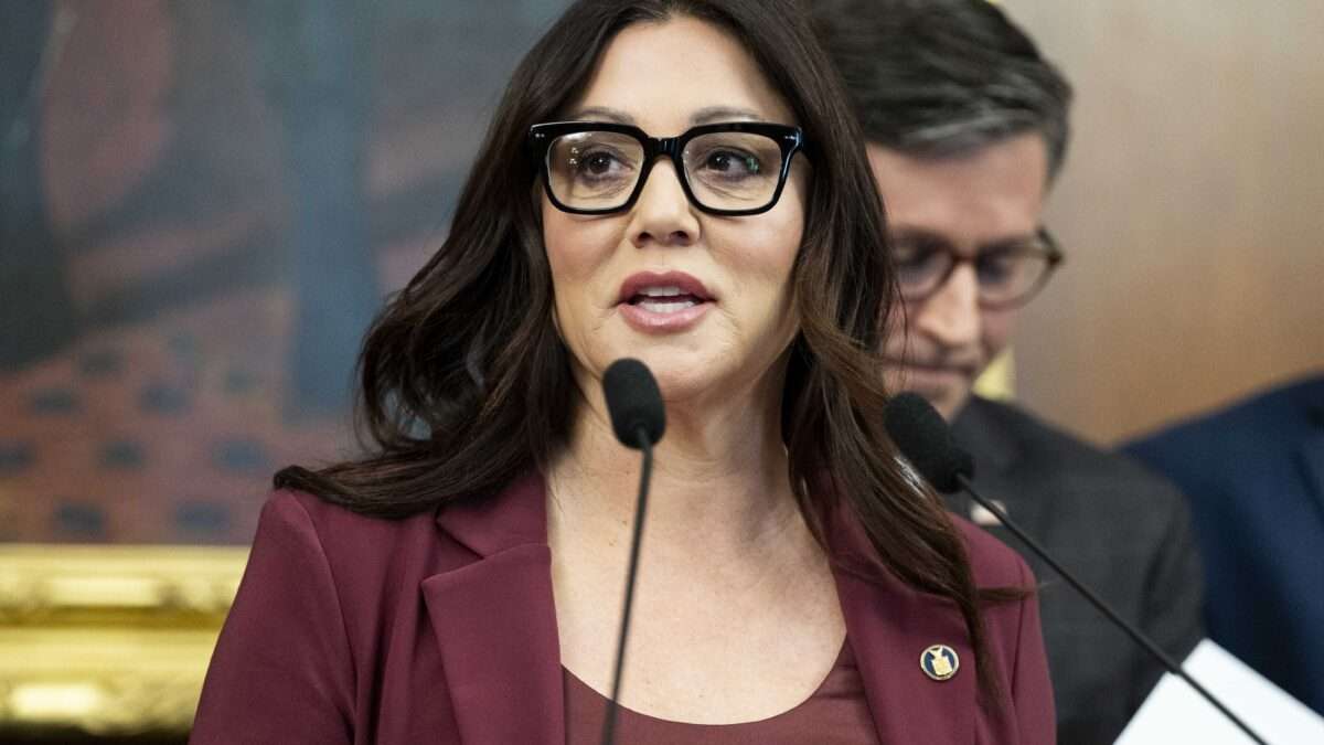 Trump's Pro-Union Labor Secretary Out