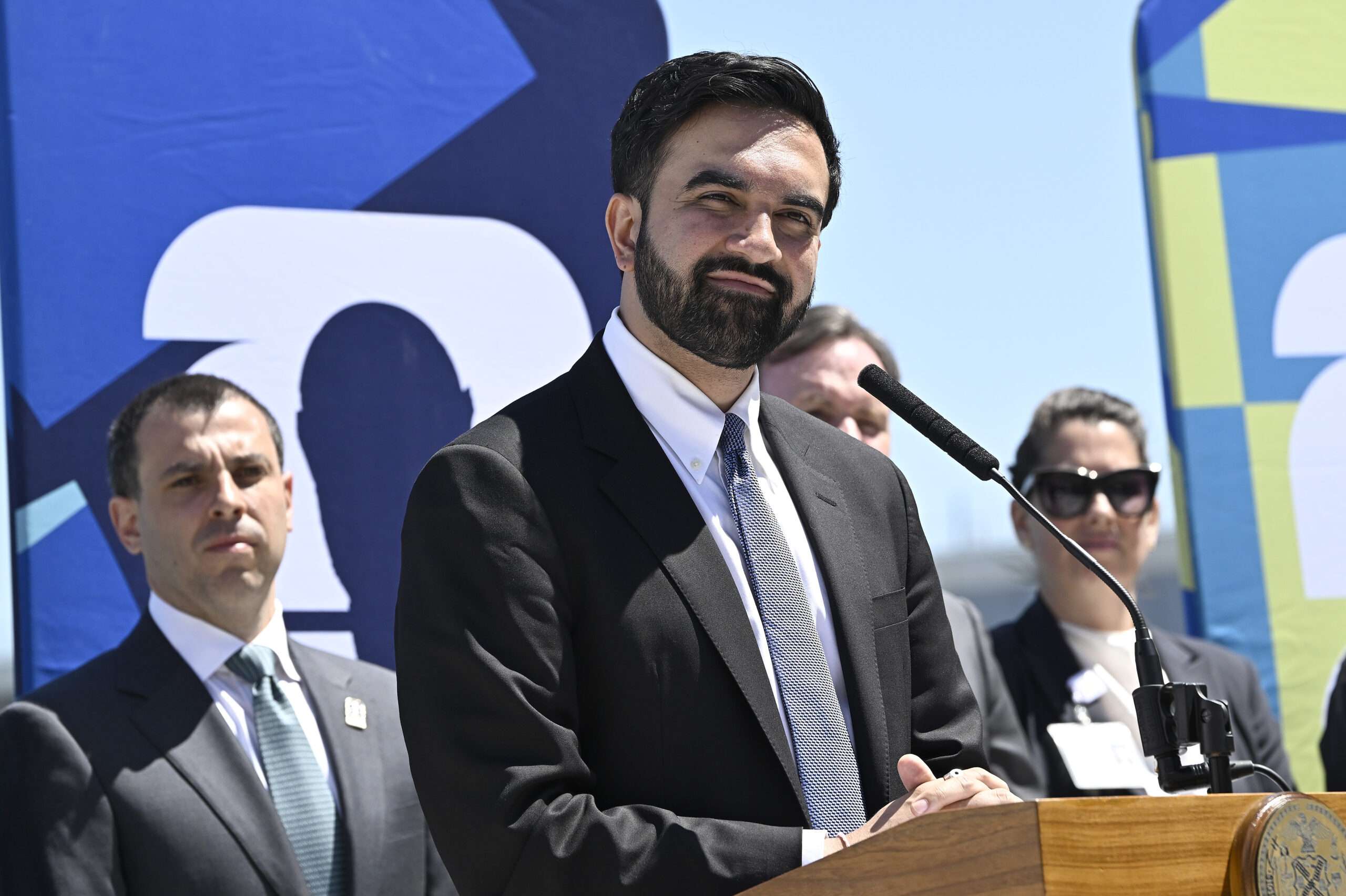 Mamdani 'Balanced' New York City's Budget—With a Bailout From Albany