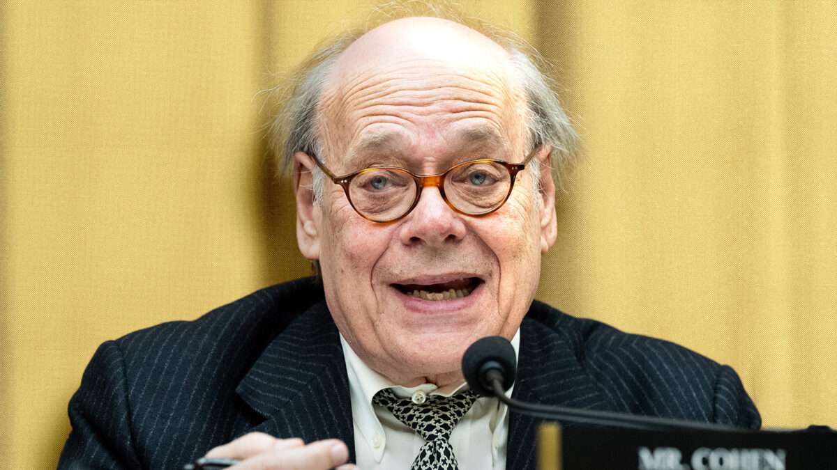 Rep. Steve Cohen Thinks the DEA Shouldn't Be Practicing Medicine