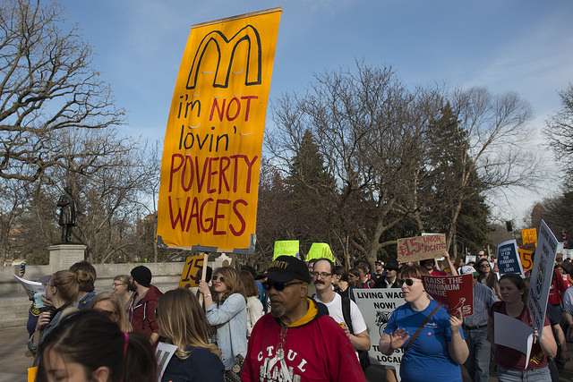 Minnesotans protesting for a higher minimum wage