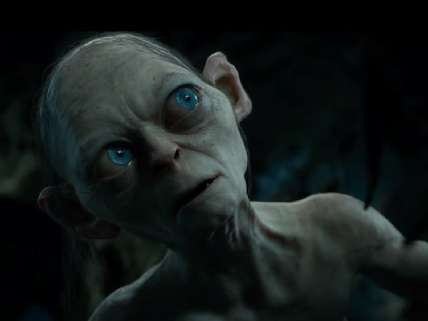 looks exactly like gollum from lord of the rings stand up