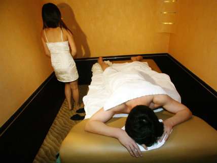 14 Best Happy Massages in Bangkok