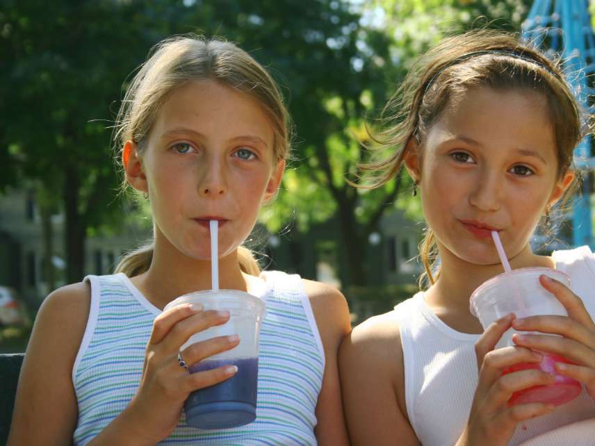 Kids drinking soda