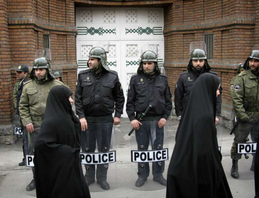 Iranian women rally against the removal of the People's Mujahedeen Organization from the EU terrorist list in 2015