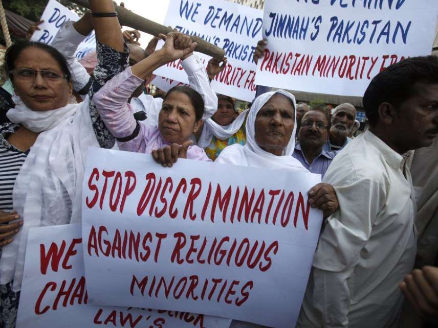 Protesters supporting Asia Bibi