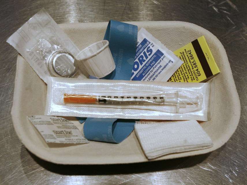 Injection kit