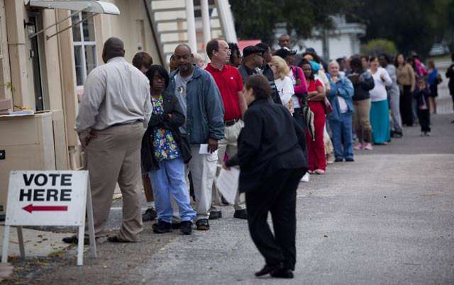 Florida voters waiting in line