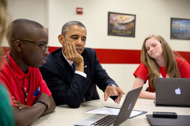 President Obama on the computer