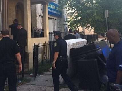 Newark Mayor with police