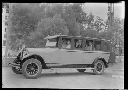 The long-distance busing industry was originally dominated by small scrappy companies competing fiercely to win over customers. ||| Library of Congress