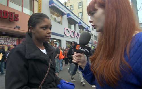 Shenita Simon, a shift supervisor at KFC, who participated in the strike. |||