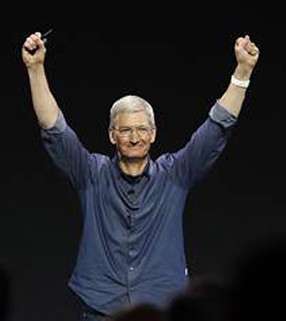CEO Tim Cook announced the Apple Watch |||