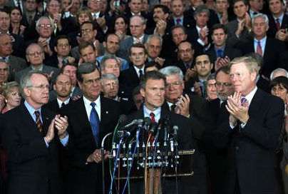 Remembering 9/11: Unity Gives Way to Politics, Flying After the Attacks ...