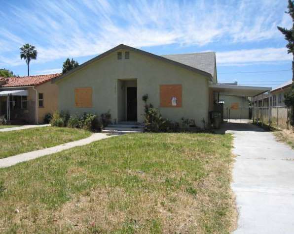 1433 Hi Point Street, Los Angeles California, offered at $599,000