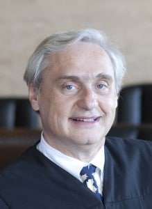 Judge Alex Kozinski, U.S. Court of Appeals for the Ninth Circuit (official photo).